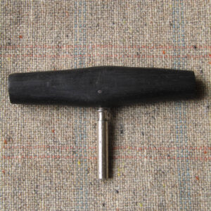English bog oak 2.75mm socket for vielle à roue sympathetic strings